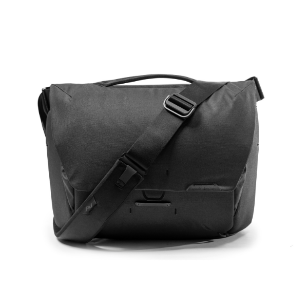 Peak Design Everyday Messenger Bag v2